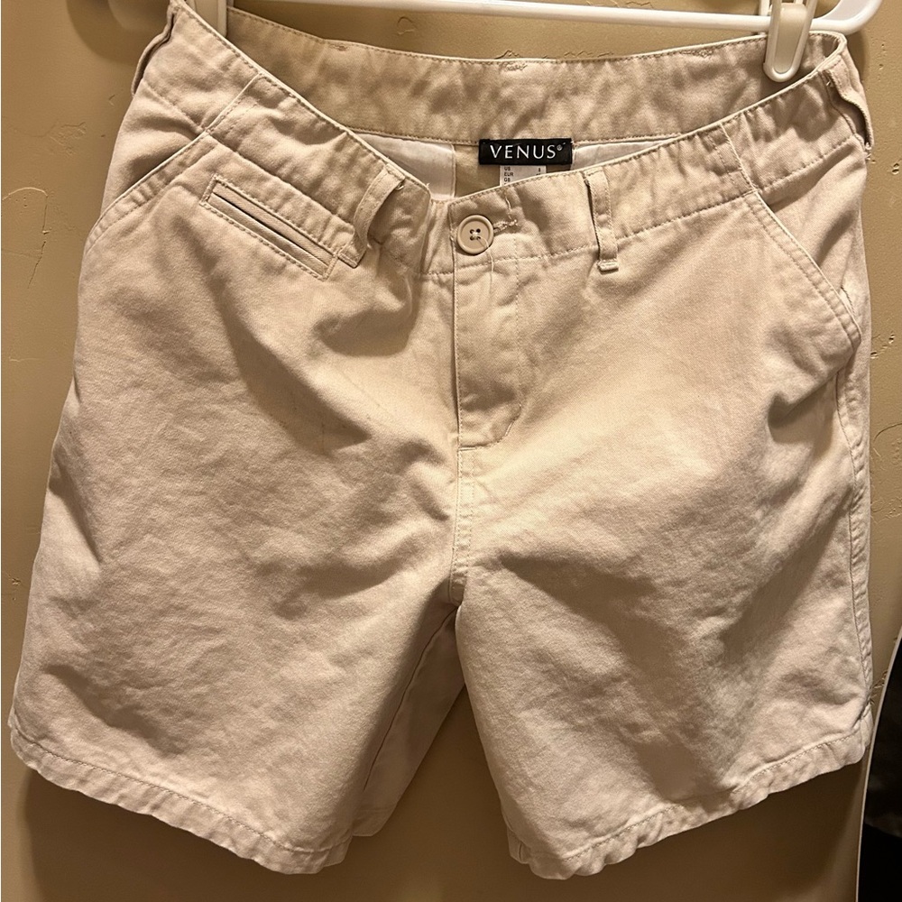 VENUS women’s shorts